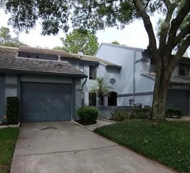 4141 Brentwood Park Cir — Photo 2
