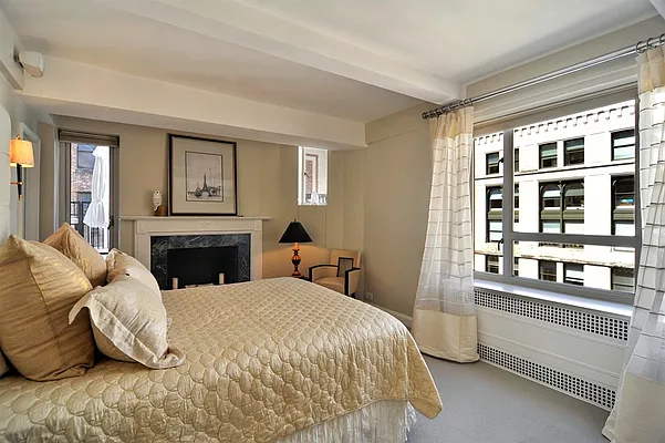 Sold by Corcoran | media 19