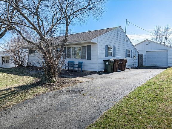 2nd image of 2364 Bingham Ave