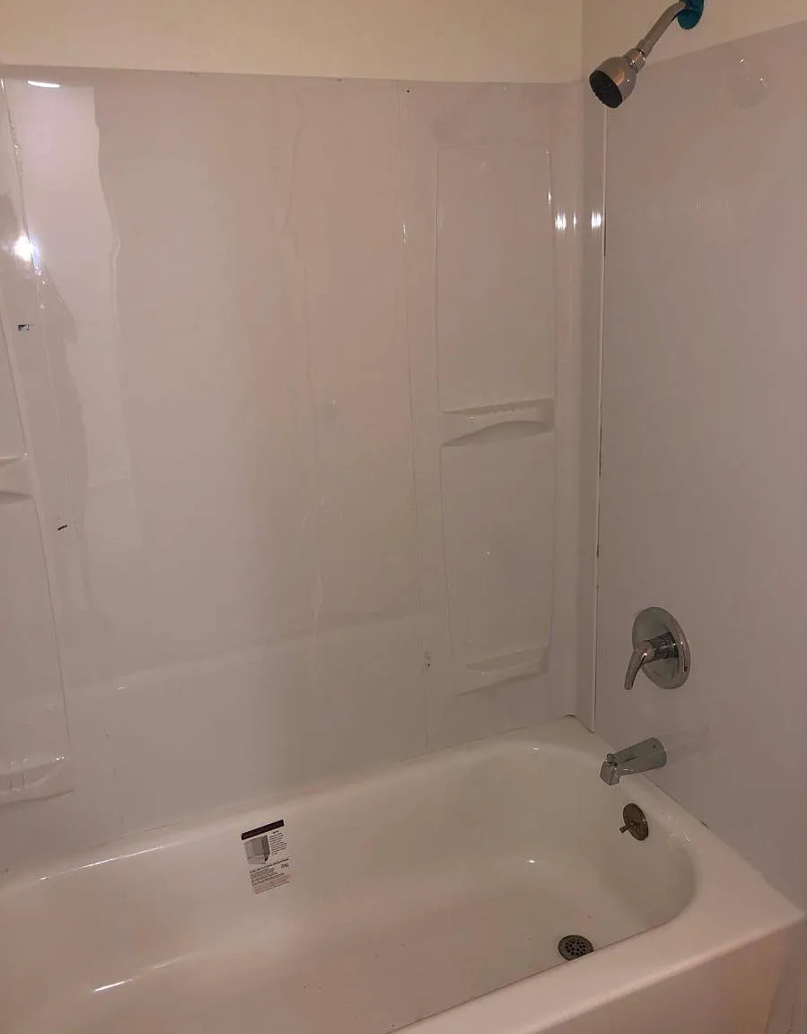 2 bed, 1.5 bath, 1200 sqft, $1,200 — Photo 2