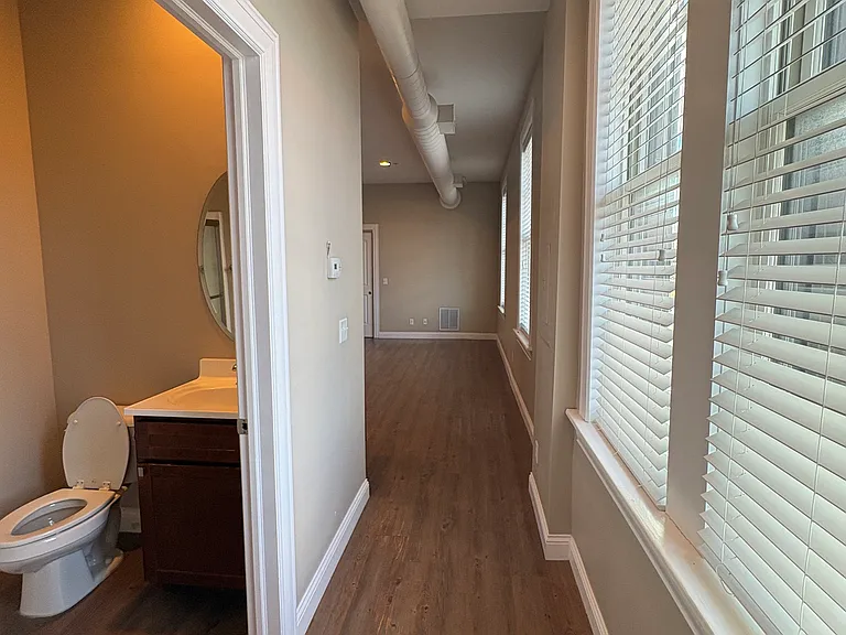 730 N Main St #201 — Photo 6