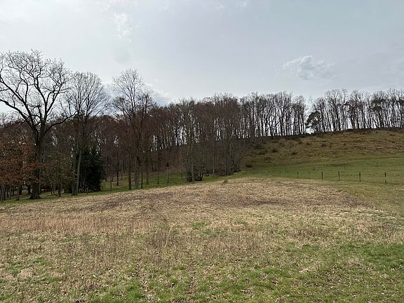5th image of 151 Redding Run Rd