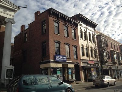 86 3rd St, Troy, NY, 12180
