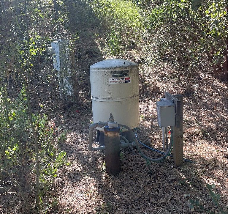 2nd image of 1060 Julian Estates Road 13