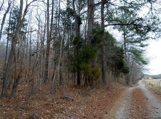 225 Cook Hollow Ln, Tennessee Ridge, TN 37178