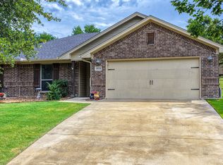 8928 Holt St, Lakeside, TX 76135