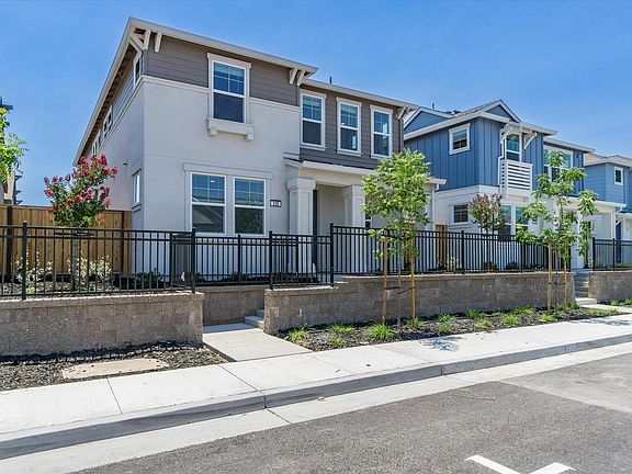 2nd image of 222 Manatee Street