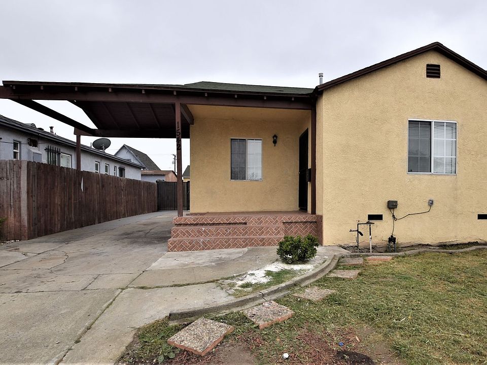 1st image of 1542 W 105th St