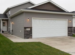 4952 55th St S, Fargo, ND 58104
