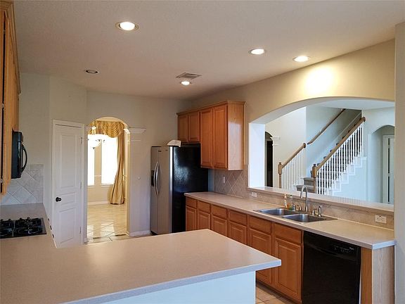 5th image of 14219 Marina Bay Ln