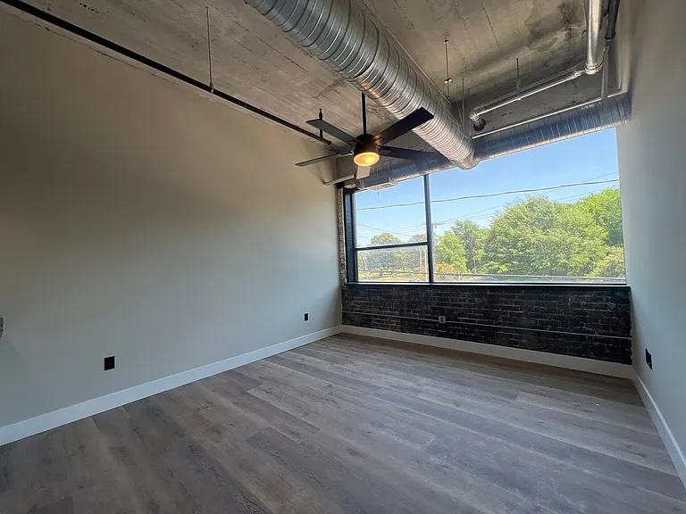 119 E Princess Anne Rd — Photo 159