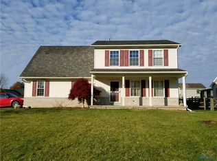 106 Dogwood Dr, Swanton, OH 43558