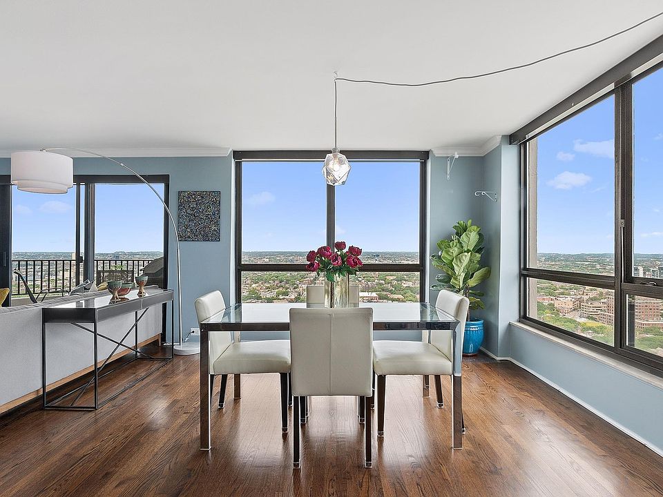 1st image of 2020 N Lincoln Park W #35RT