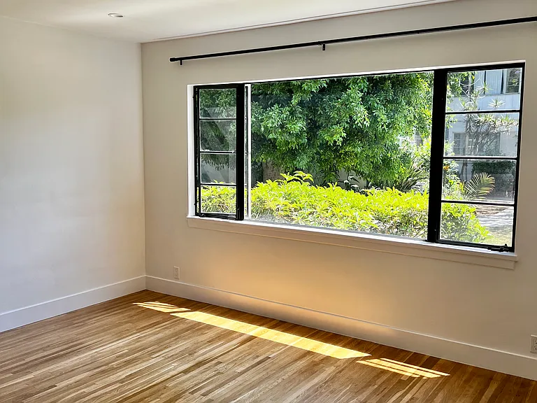 6234 La Mirada Ave — Photo 9
