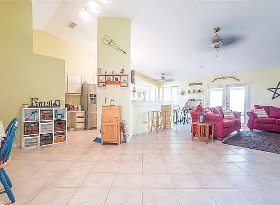 5th image of 2708 SW 11th Ct