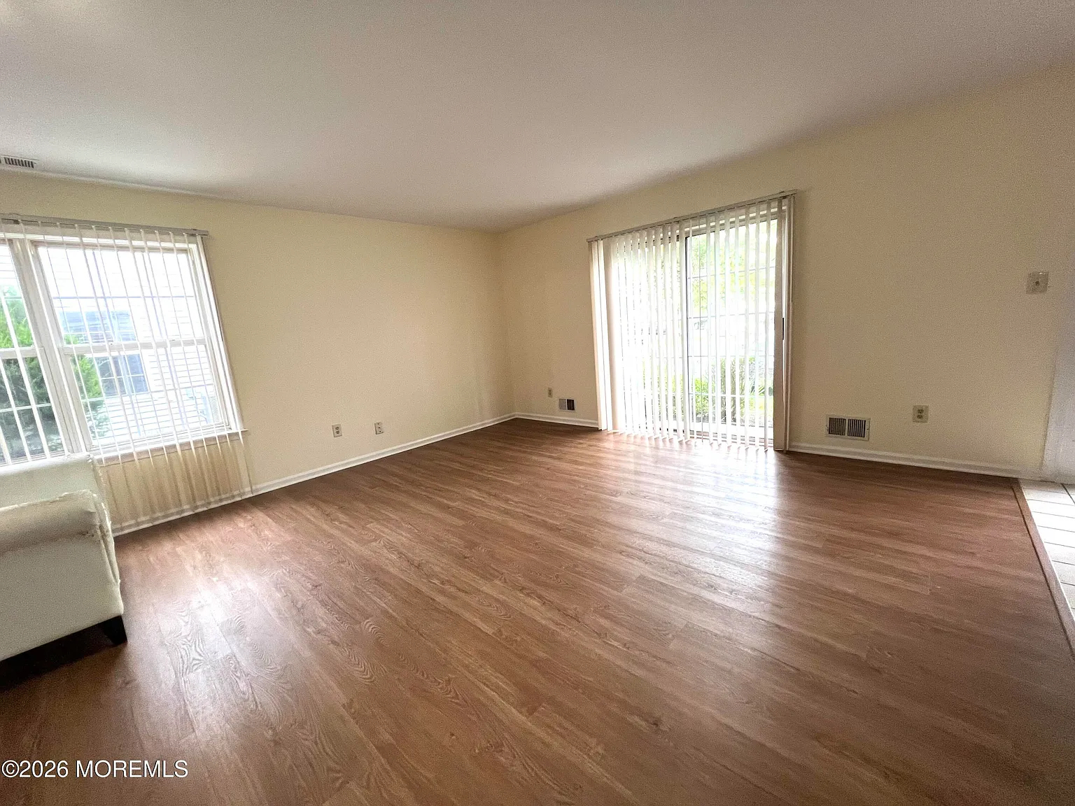 3 bed, 2.5 bath, 1590 sqft, $2,980 — Photo 2
