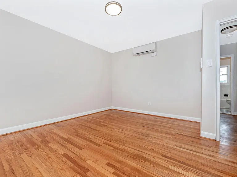 Parkview — Photo 21