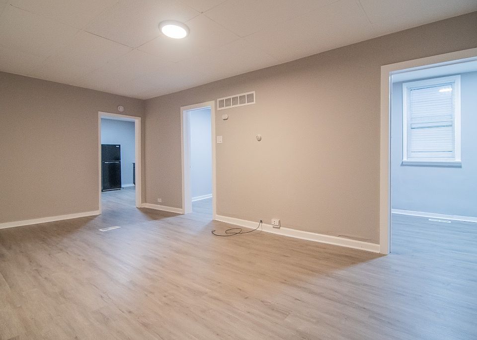 1st image of 4836 Northcote Ave #1CE