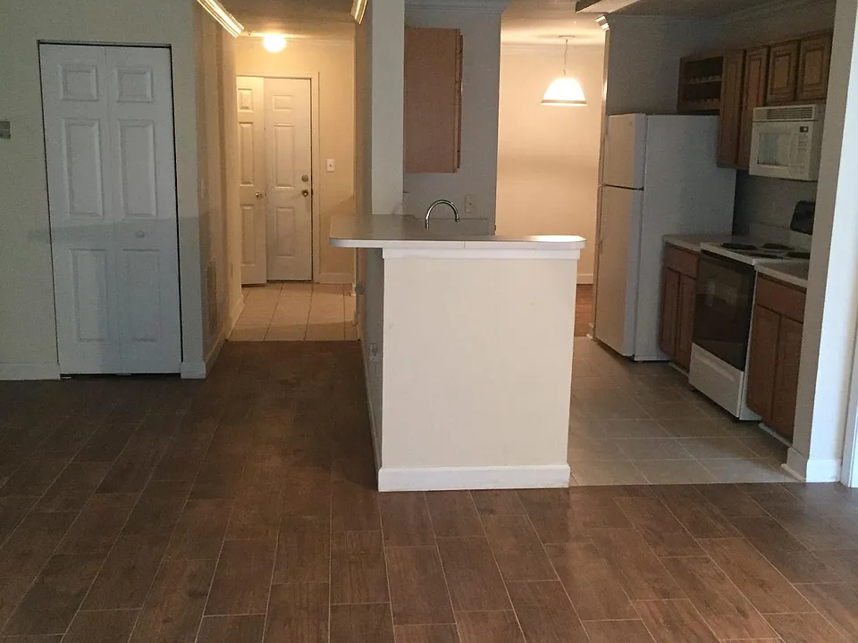 Living Room, foyer, kitchen.