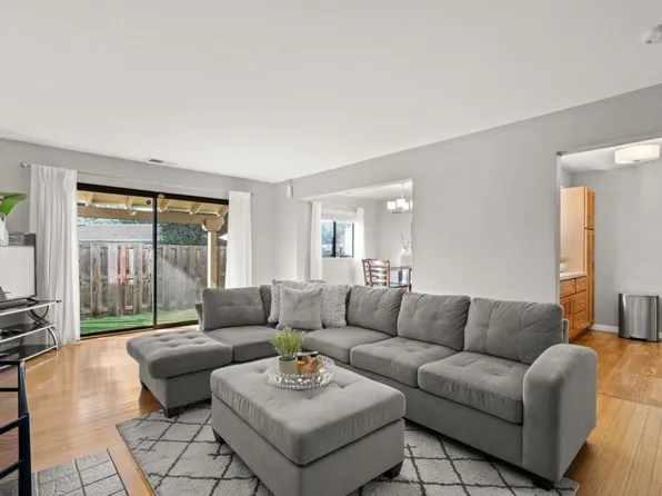 707 Valley Run, Hercules, CA 94547