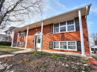 903 W Stewart Rd, Columbia, MO 65203