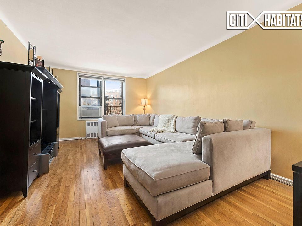 2nd image of 61 Oliver St APT 2F