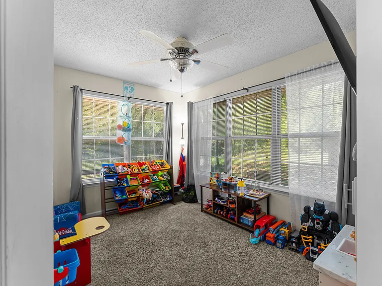 107 Shallowford Cir — Photo 15