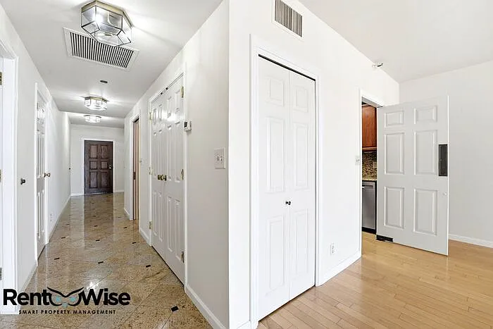 555 Laurel Ave #303 — Photo 30