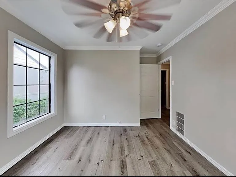 3514 Texas Dr — Photo 7