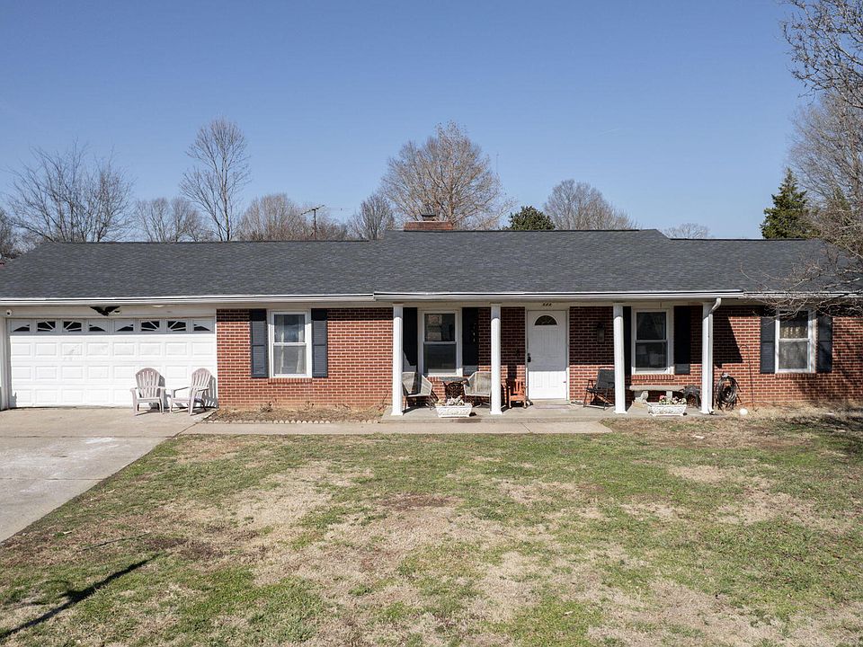 1st image of 171 Fisher Blvd
