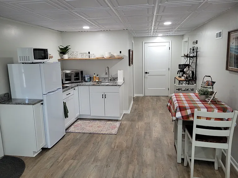 3248 Welsh Run Rd — Photo 16