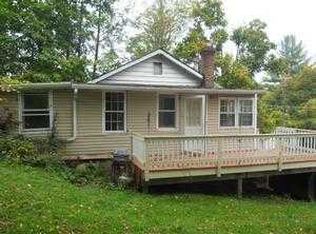 21 Brewster Dr, Kent Lakes, NY 10512