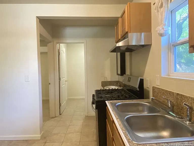 270 Natalen Ave #3 — Photo 10