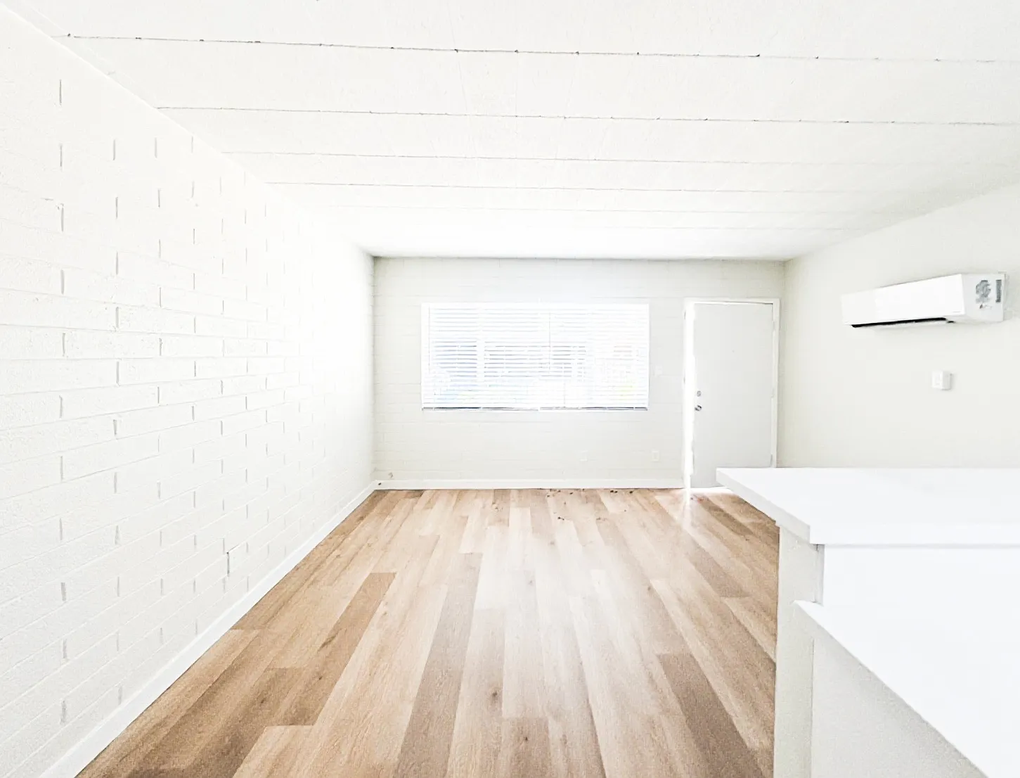 Studio, 450 sqft, $850 — Photo 4