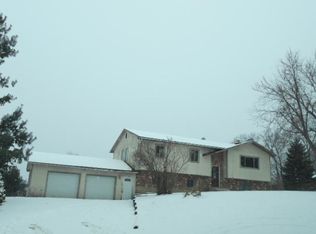 9 Emperor Ln, Montgomery, NY 12549