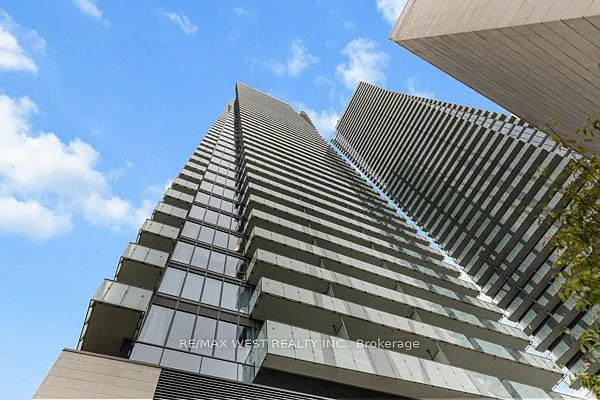 Building Photo - 65 Saint Mary St #2401