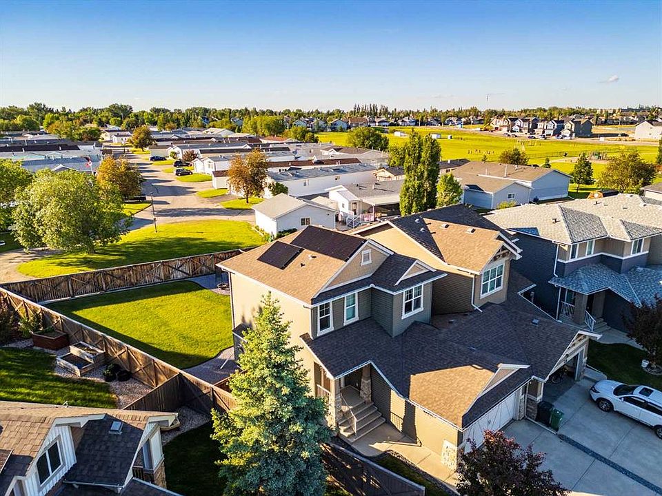 1st image of 216 Ranch Close