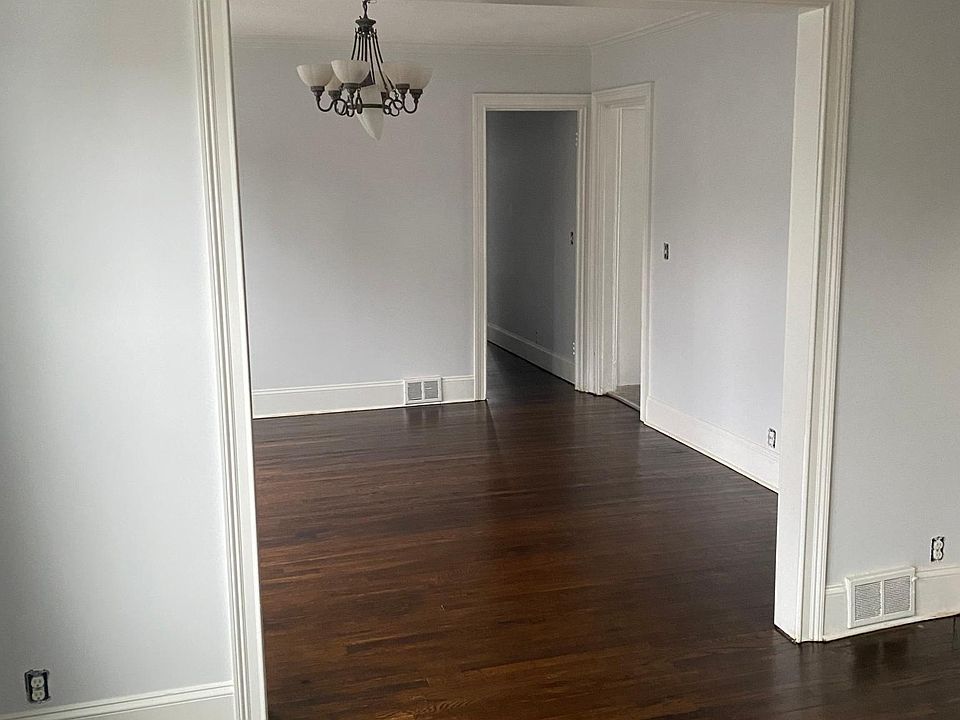 1st image of 1807 Hertel Ave