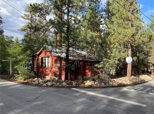 681 Maple Ln, Sugarloaf, CA 92386