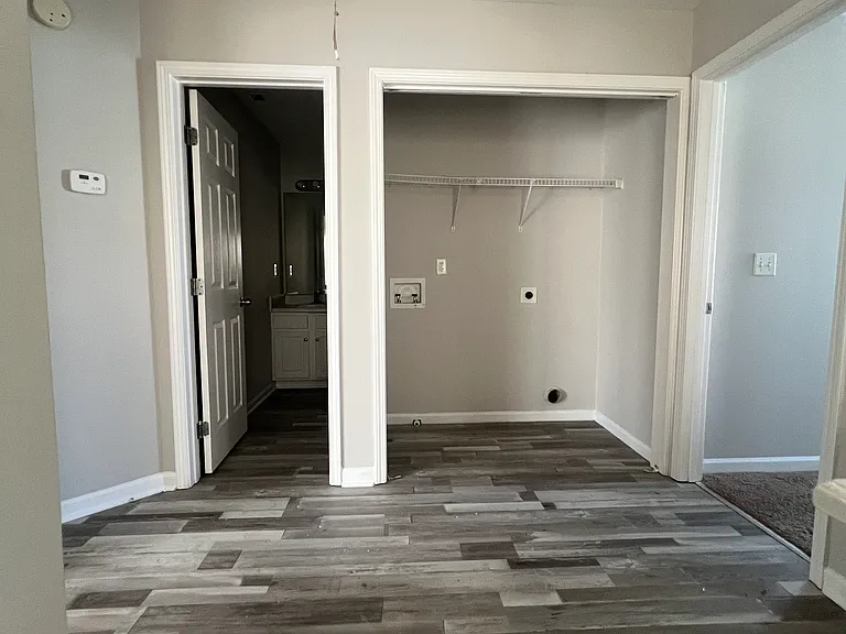 188 Alton Cir — Photo 12