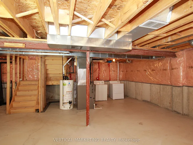 35 Buchanan Dr — Photo 19