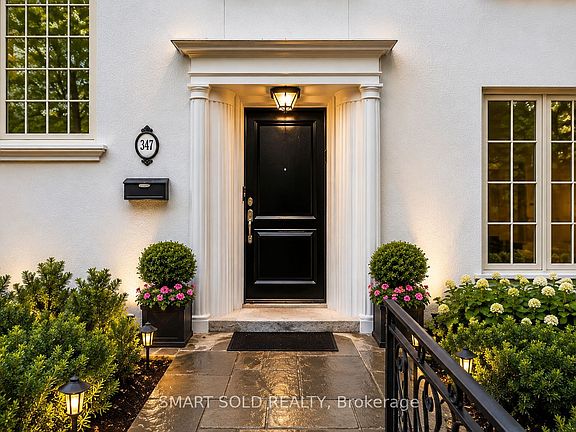 3rd image of 347 Cortleigh Blvd