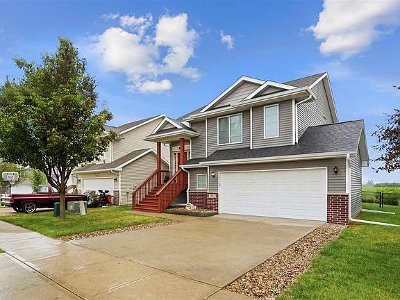 2nd image of 2681 Pinto Ln