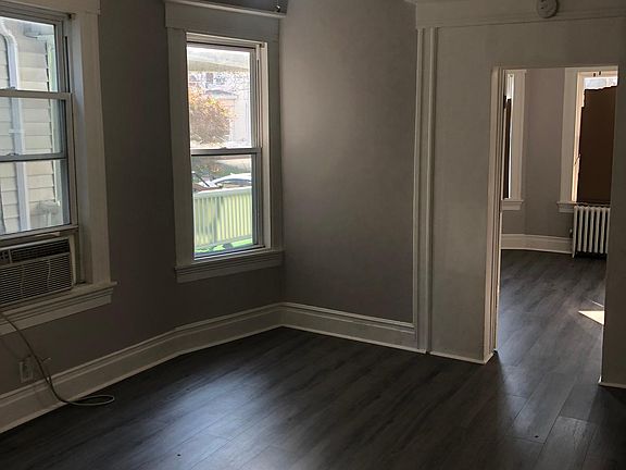 4th image of 84 N Essex Ave #1