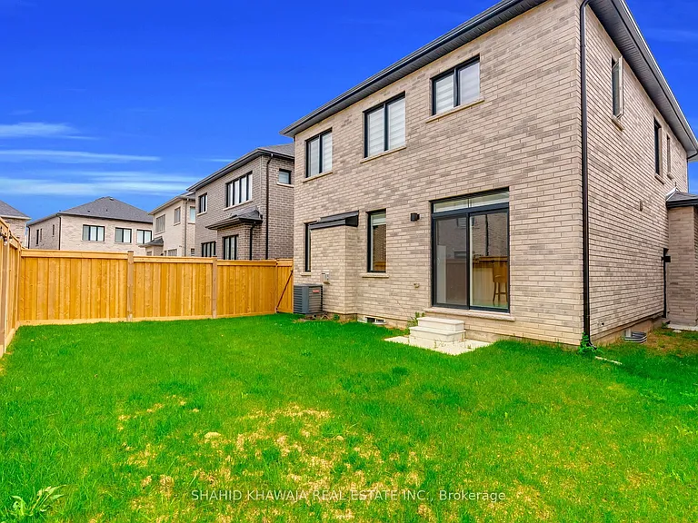 641 Leatherleaf Lndg — Photo 45
