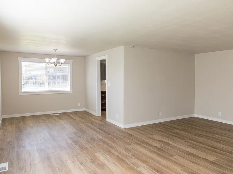 1366 Arata Way — Photo 5