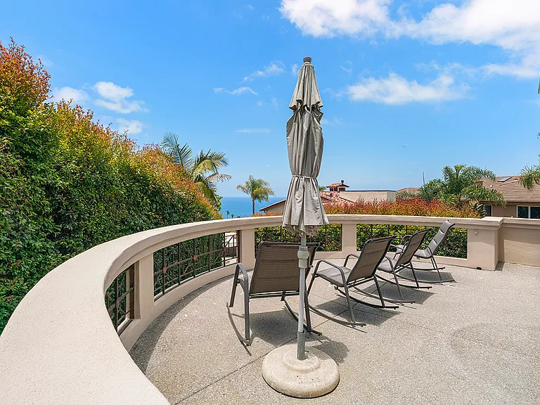 7612 Hillside Dr — Photo 48