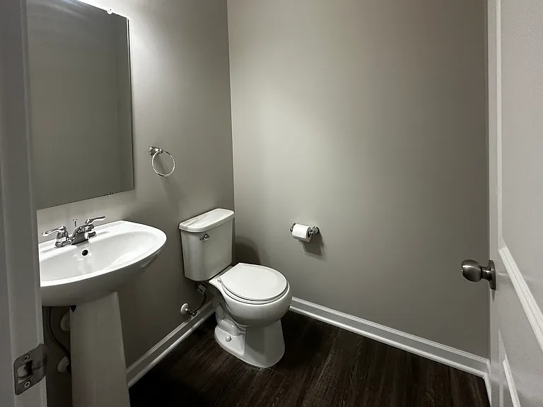 2195 Holiday Valley Dr — Photo 7