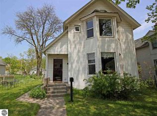 629 E Eighth St, Traverse City, MI 49686