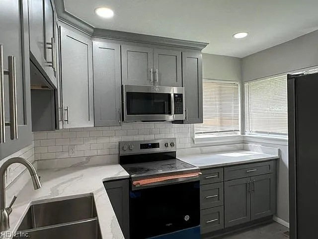 426 Beacon Hill Cir — Photo 11